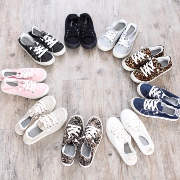 RESTOCKED - SHANNON Leopard Print Sneakers - Picture 2 of 2